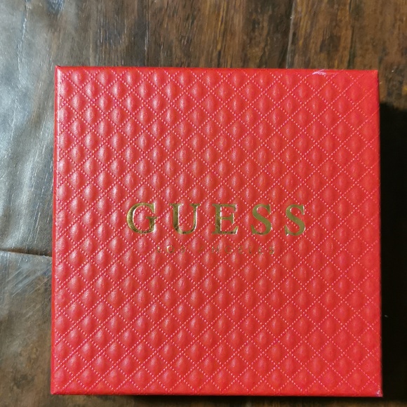 GUESS bangle silver tone - Picture 2 of 2